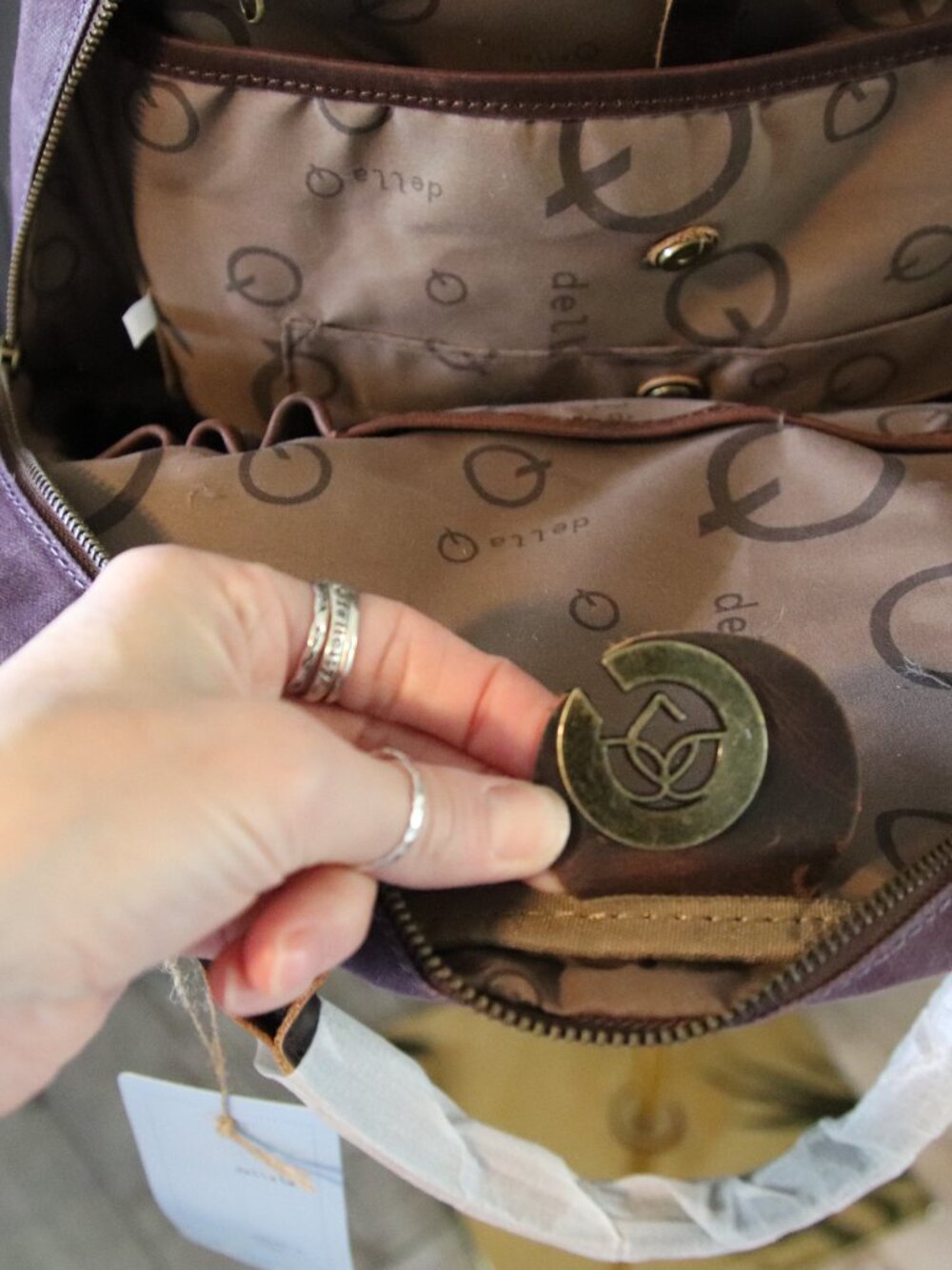 Della-Q Makers Backpack - Picture 4 of 5